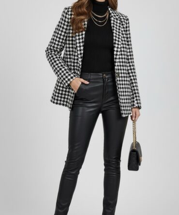 Black&white blazer