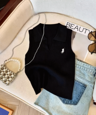 Polo v neck top